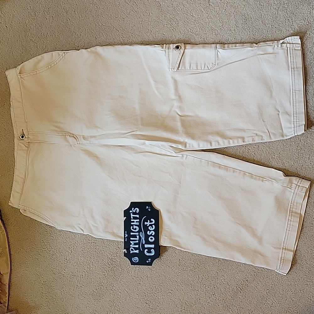 City Blues by Koret 14 Khaki Denim Capri Cargo Pants